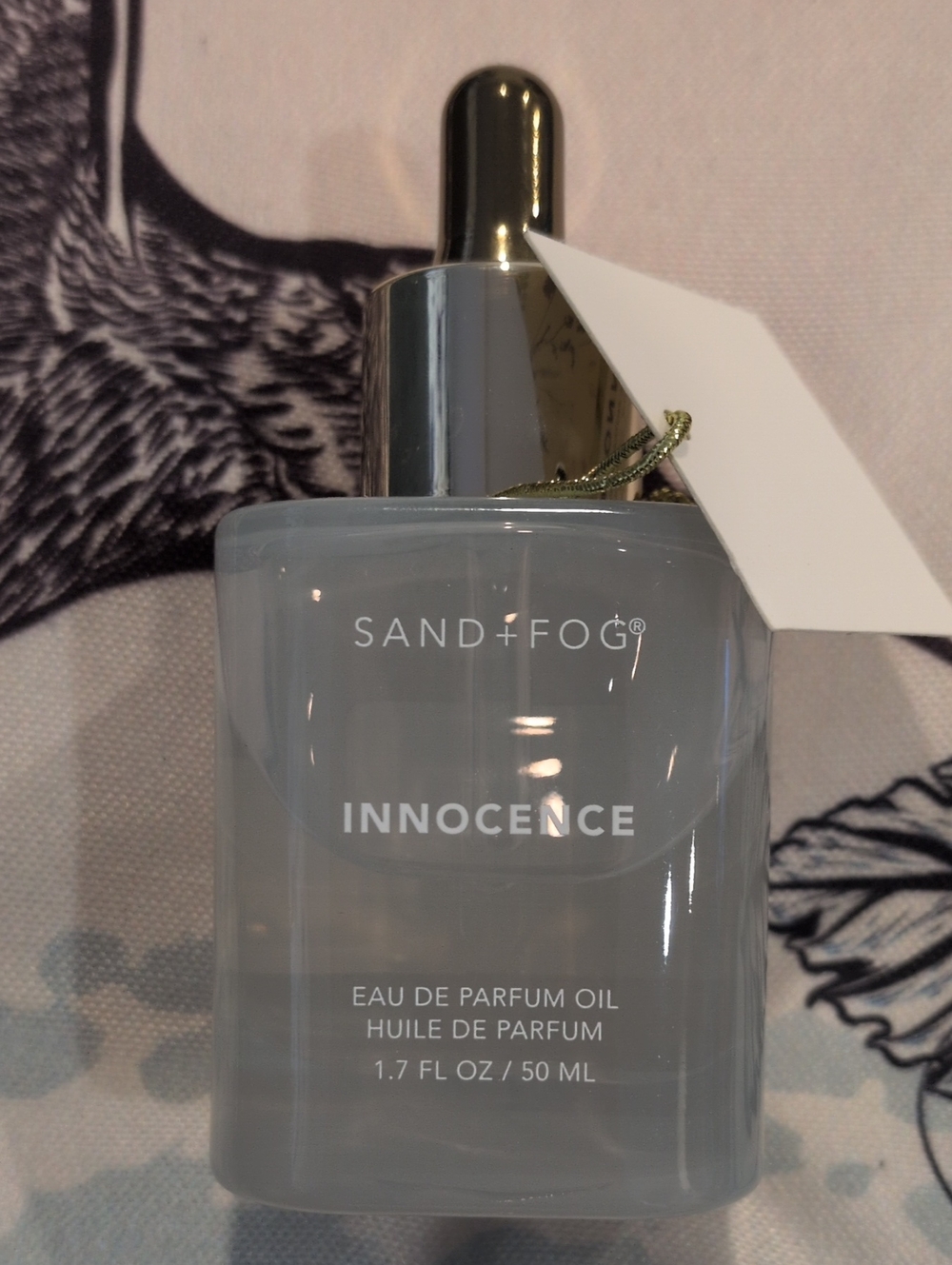 SAND+FOG Innocence - Light Gray Bottle